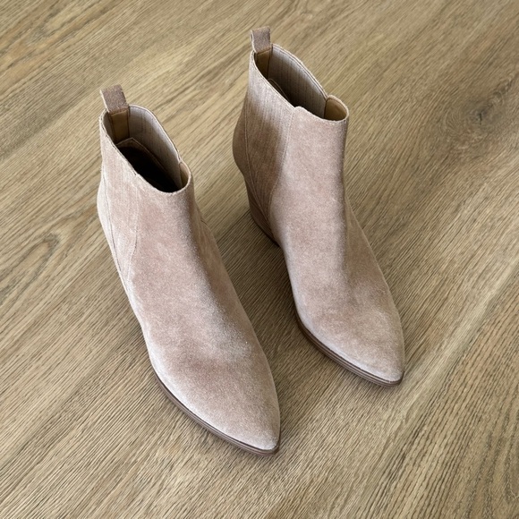 Marc Fisher Alva Suede Ankle Boots - Picture 2 of 3
